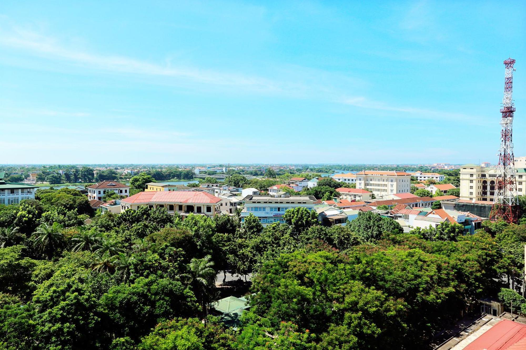 Park View Hotel Hue Exteriör bild