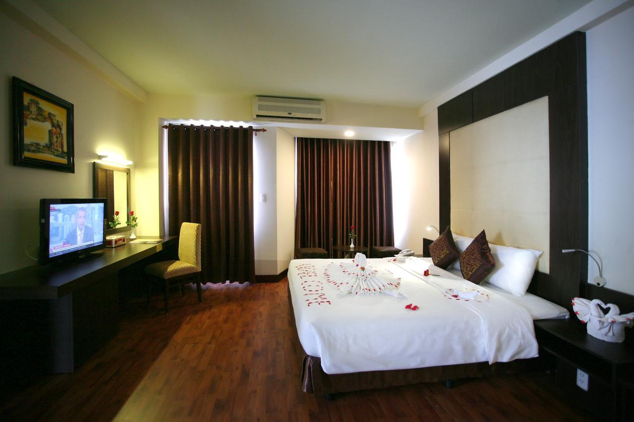 Park View Hotel Hue Exteriör bild