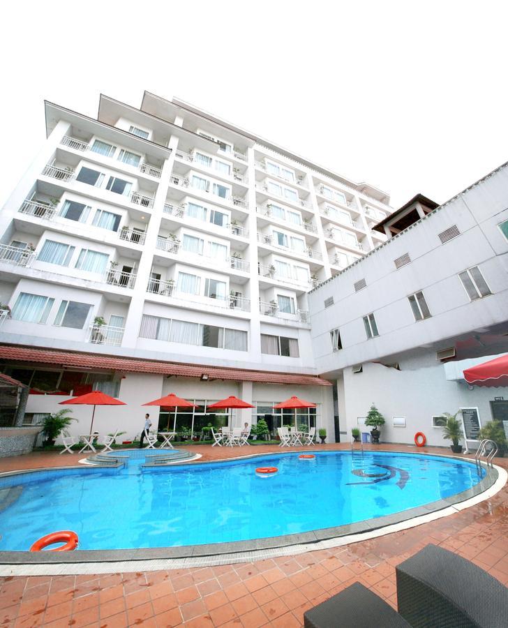 Park View Hotel Hue Exteriör bild