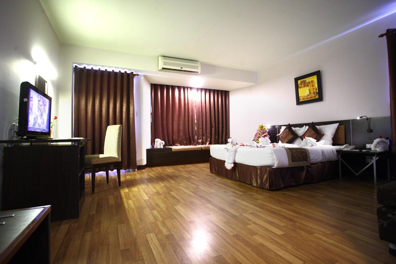Park View Hotel Hue Exteriör bild